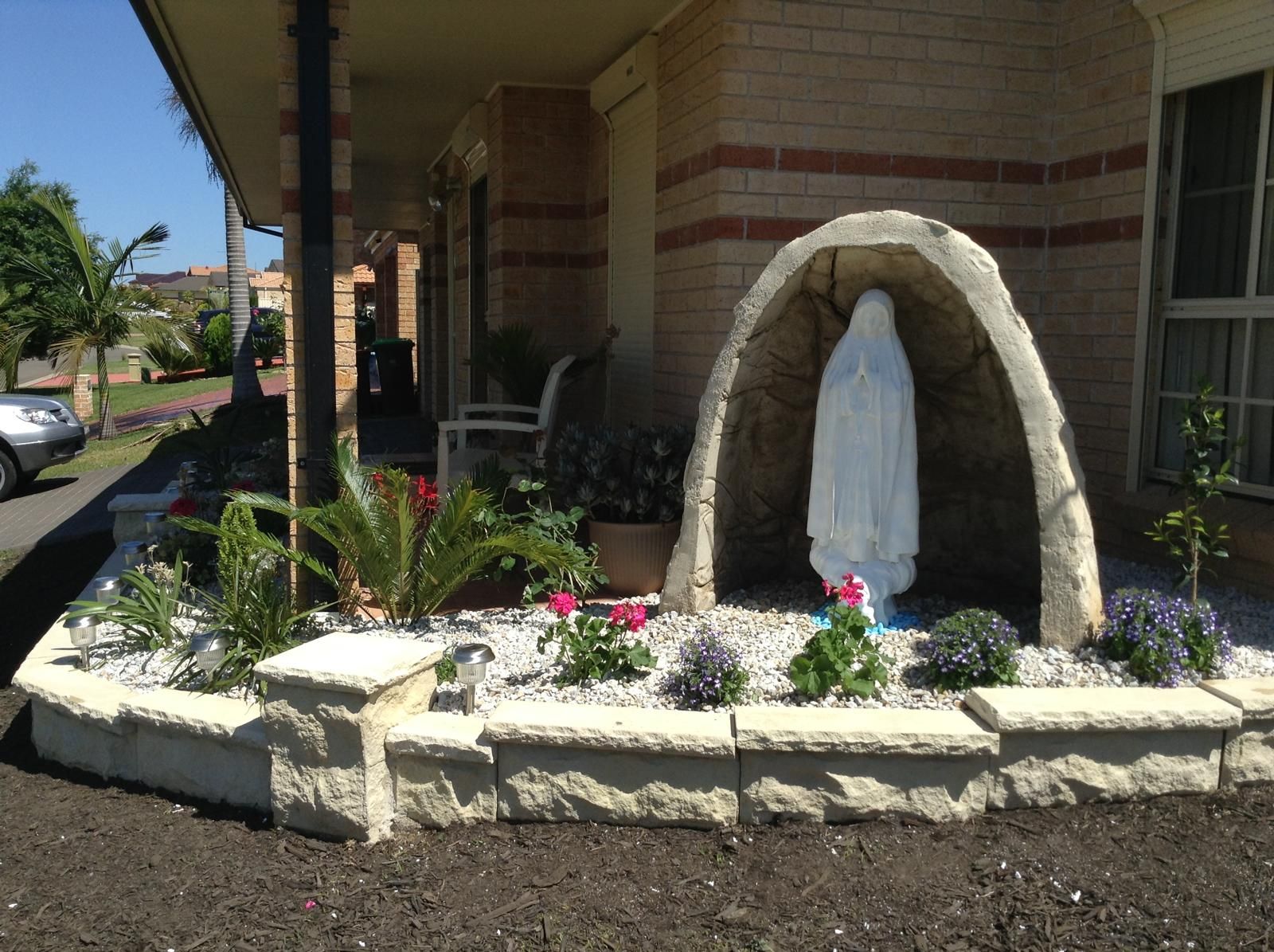 Steve's Oasis Landscapes — 7480