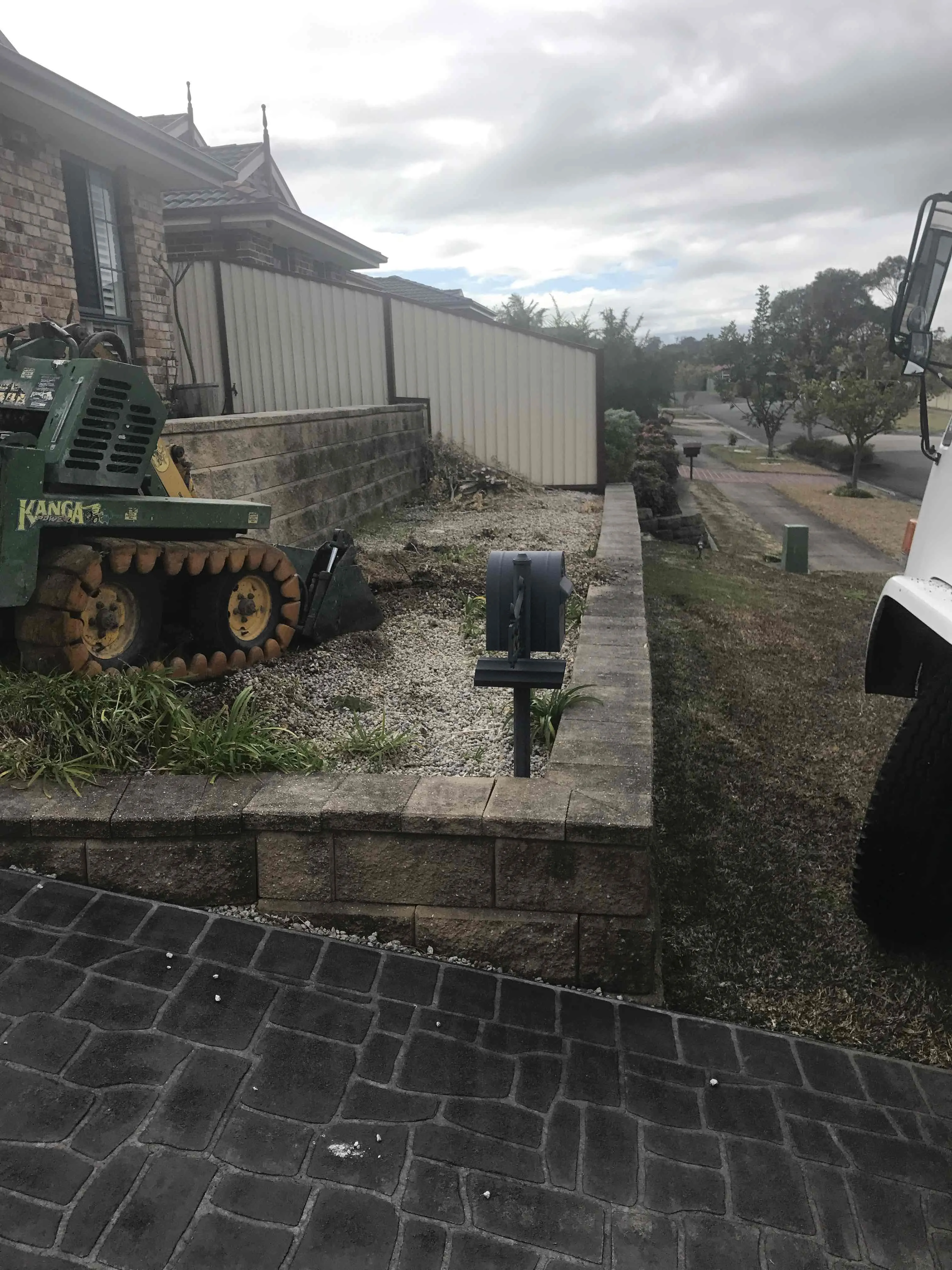 Steve's Oasis Landscapes project — hipages-026