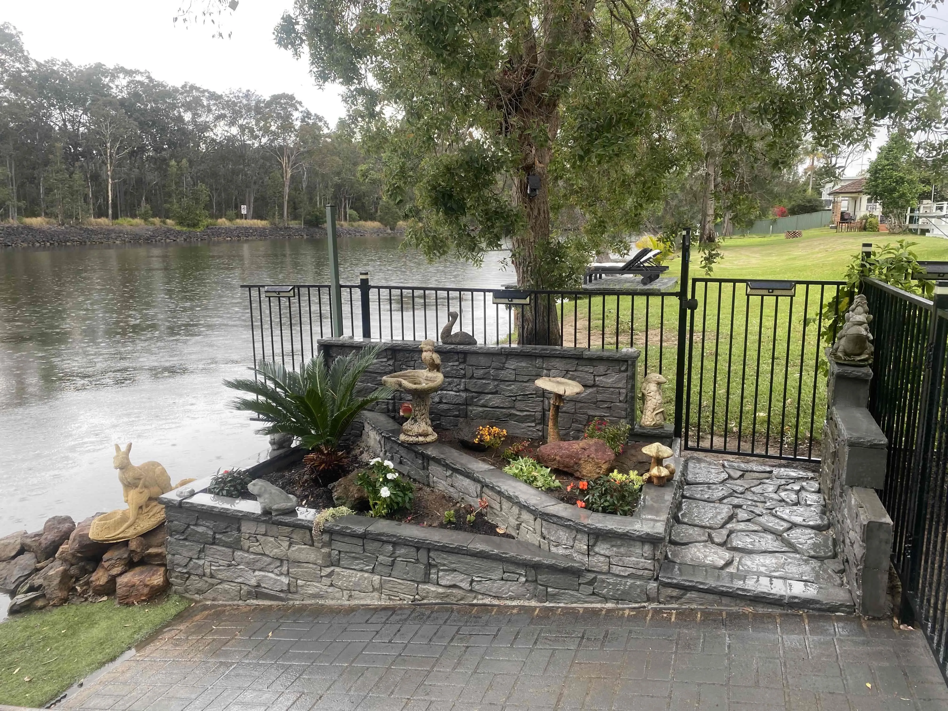Steve's Oasis Landscapes project — hipages-114