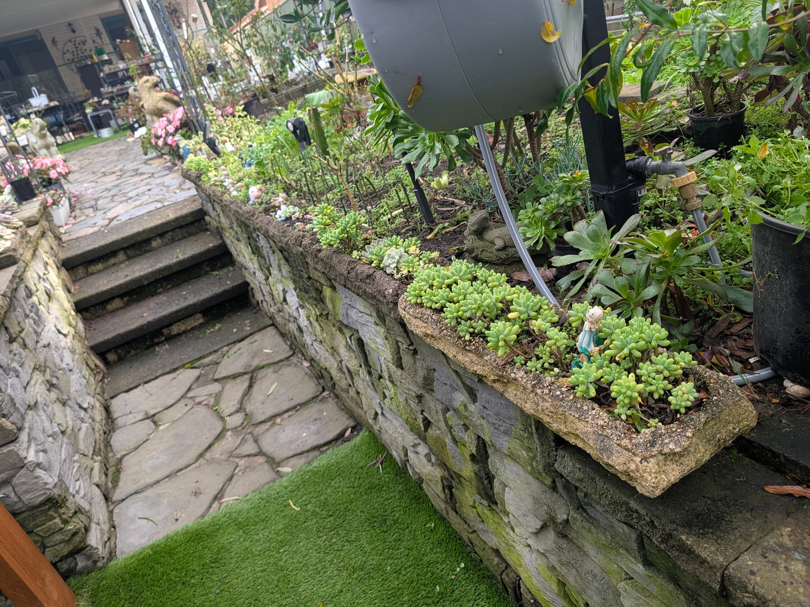 Capping Planter image 2